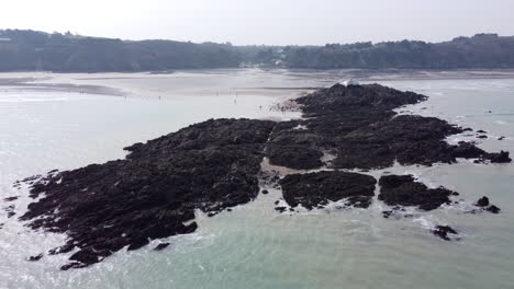 Martin-Plage,-Vista-Aérea-De-La-Playa-En-Bretaña,-Francia