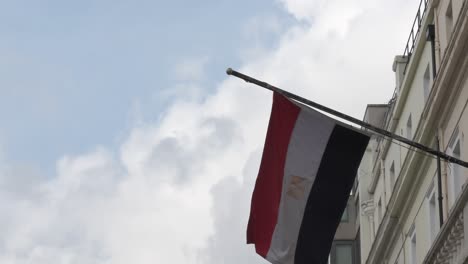 egyptian flag within belgravia, london, united kingdom