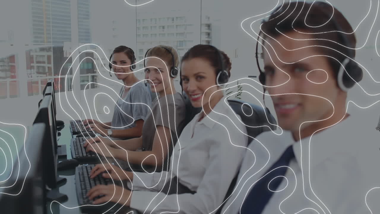 전화 헤드 ⁇ 을 사용하는 사업가들에 대한  ⁇ 색 지도 선의 애니메이션