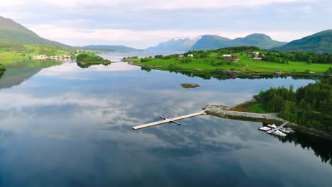 imágenes aéreas de la hermosa naturaleza de noruega.