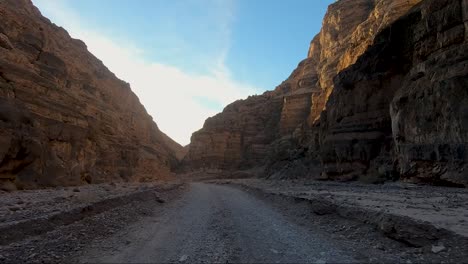 titus canyon 4x4 off-road drive in death valley national park