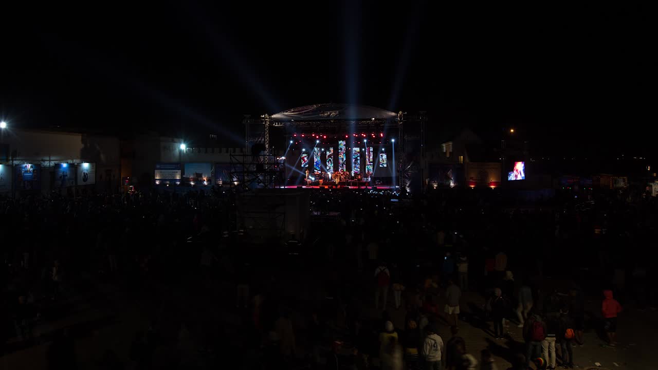 Timelapse del Festival di musica Gnaoua.