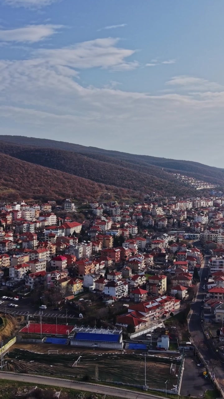 Vista di Nesebar, Bulgaria, con città e paesaggio costiero