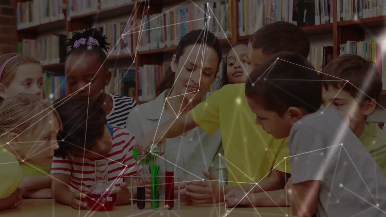 animación de redes de conexiones entre diversos maestros y escolares durante la clase de química