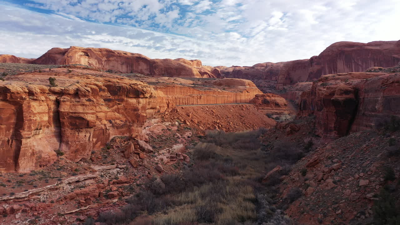Toma de dron del Gran Cañón en los Estados Unidos - vista aérea.