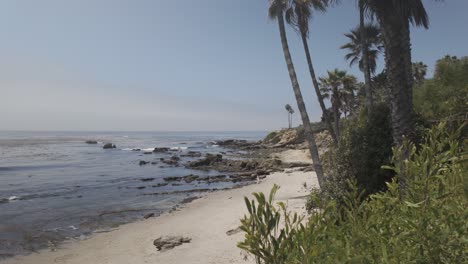 hermosa playa de la costa de california - 4k registro no clasificado