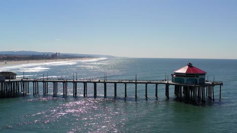 this is a shot of the huntington beach pier