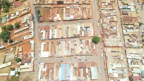 Vista-Aérea-De-Drones-De-La-Comunidad-Rural-En-Kamatira,-West-Pokot,-Kapenguria,-Kenia