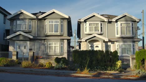 Casas-Residenciales-En-El-Barrio-East-Van.