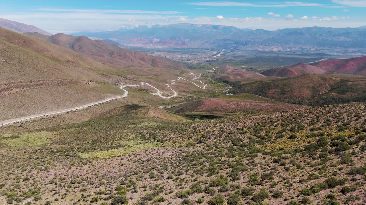 vista panorámica de la cuesta de aparzo - camino a hornocal