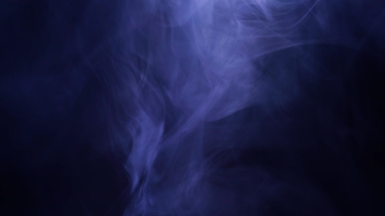 el humo de fondo, el humo volando lentamente.