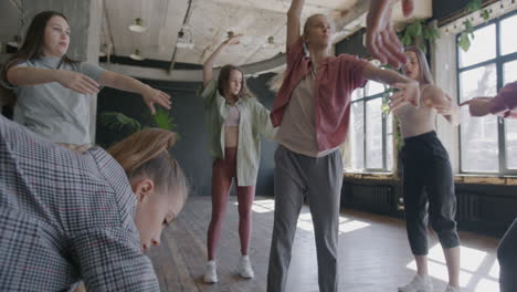 young women in dance class