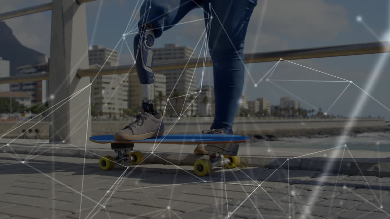 animación del procesamiento de datos con una mujer con una pierna protésica en el fondo