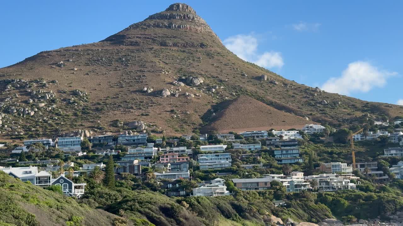 Berg med utsikt över Llandudno beach nära Kapstaden, Sydafrika