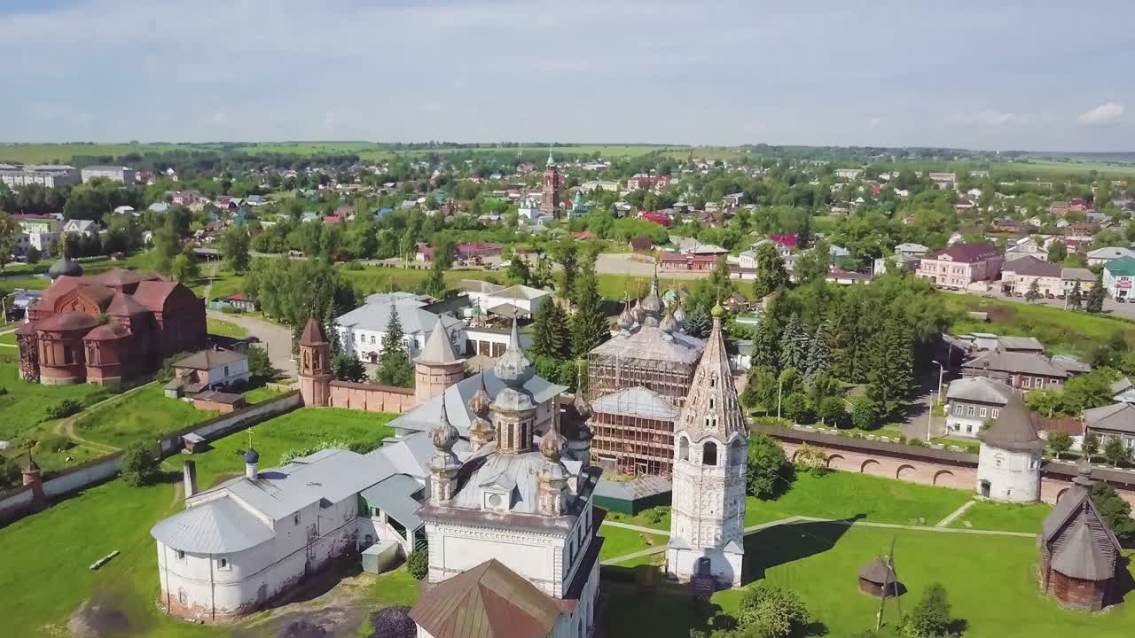 vista aérea del kremlin de yuryev-polsky en el oblast de vladimir, rusia