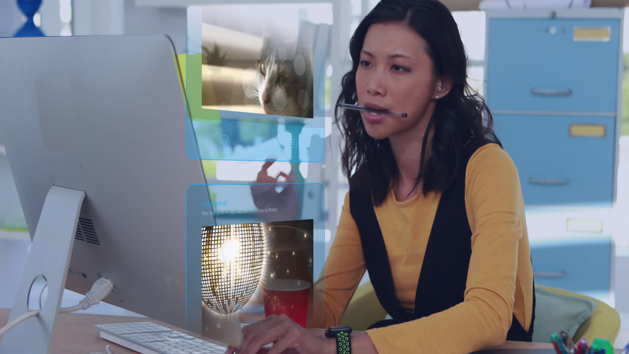 コンピューターを使用するアジア人ビジネスウーマンの上に、ソーシャルメディアの投稿のアニメーション。
