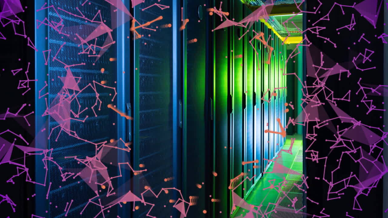 animación de redes de comunicación rosadas flotando sobre la habitación oscura del servidor de la computadora