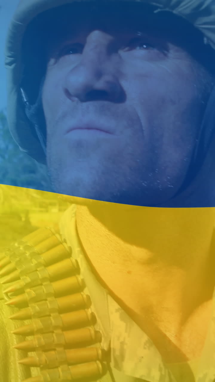 우크라이나  ⁇ 발 위에 무기를 들고 있는 코카서스 군인의 애니메이션