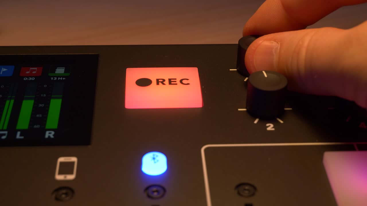 팟캐스트 녹음 중 일부 오디오 레벨 조정