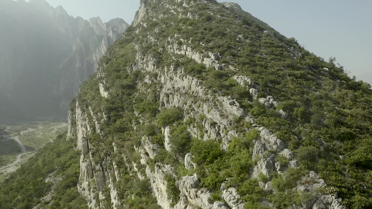flying over la huasteca monterrey nuevo leon Graded