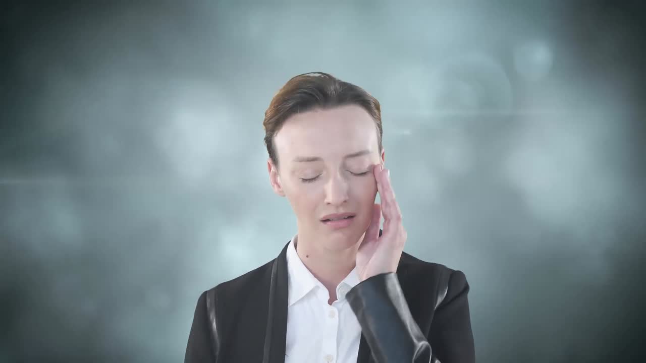 반 ⁇ 이는 배경으로 두통을  ⁇ 는 백인 여성의 애니메이션