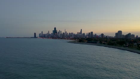 October-aerial-drone-footage-Chicago,-Illinois