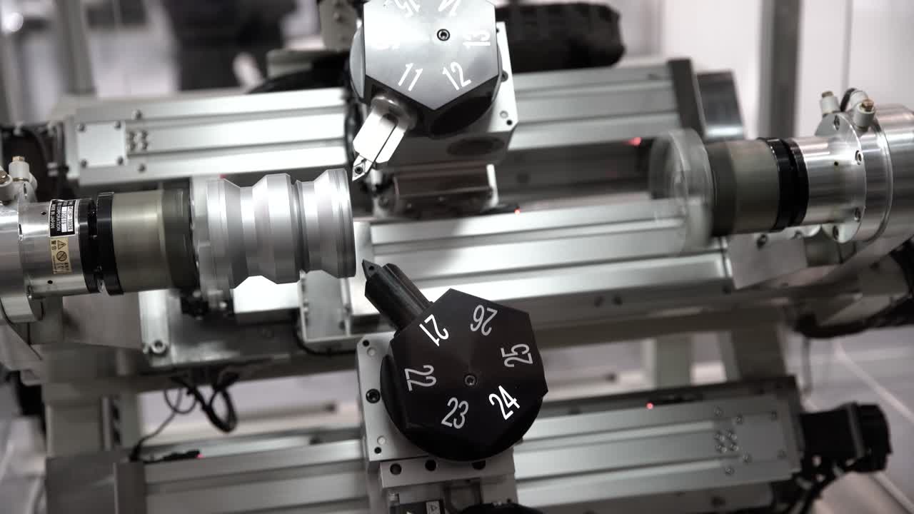 금속 가공 cnc 밀링 머신.