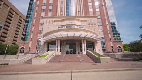 Establishing-shot-of-the-Harris-County-Civil-courthouse-building