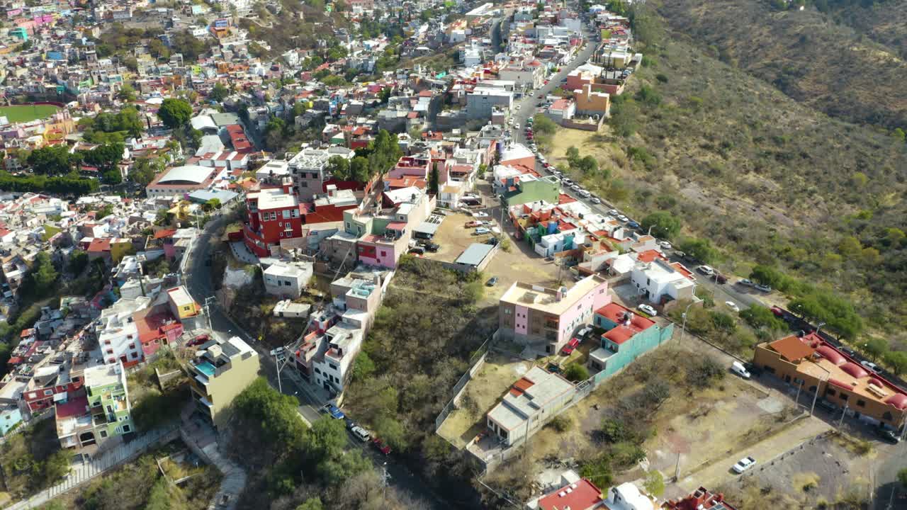 중앙 아메리카 산악 마을의 높은 각도의 조감도 조감도