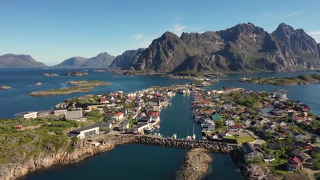 Henningsvaer-Lofoten-Ist-Ein-Archipel-In-Der-Grafschaft-Nordland,-Norwegen.