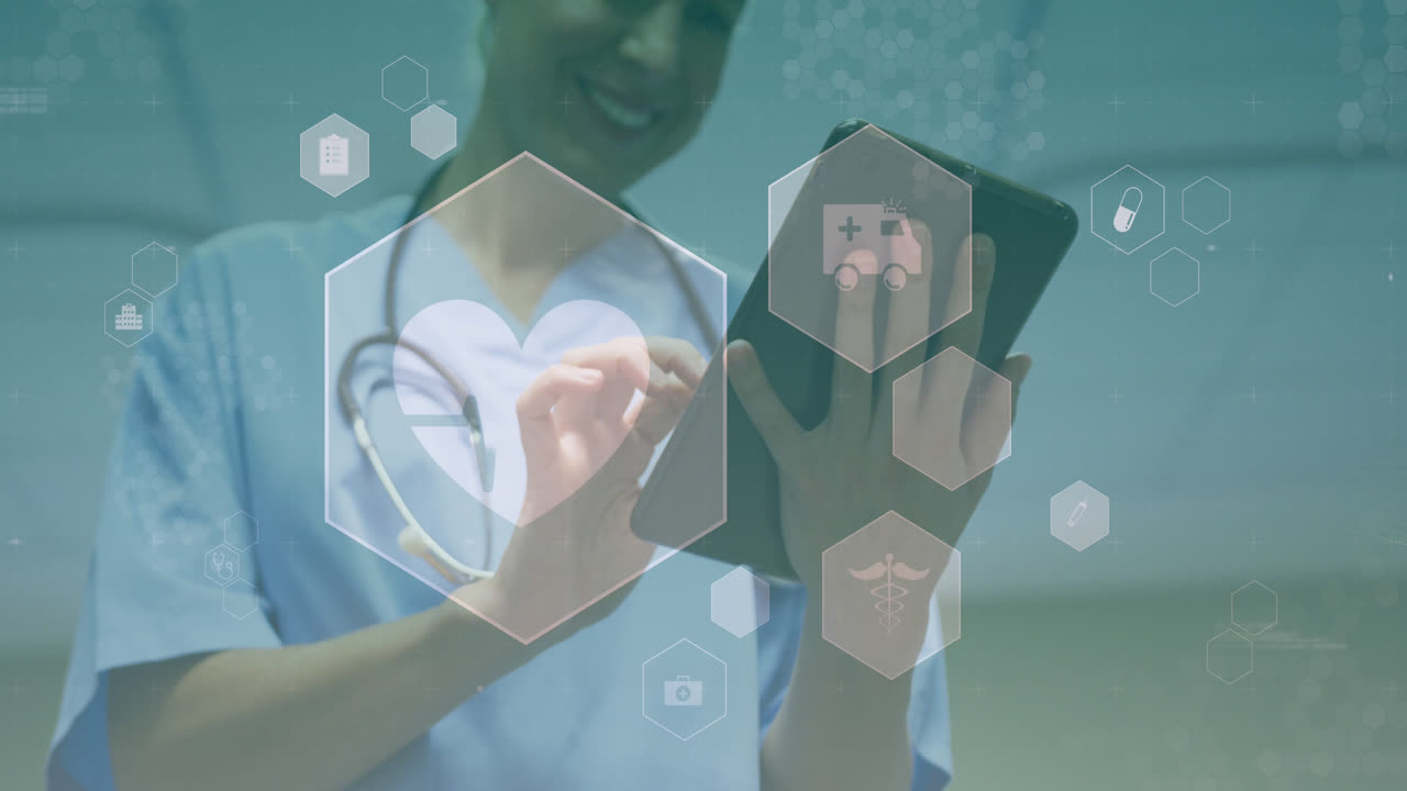 태블릿을 사용하는 여성 의사 위에 의료 아이콘의 애니메이션