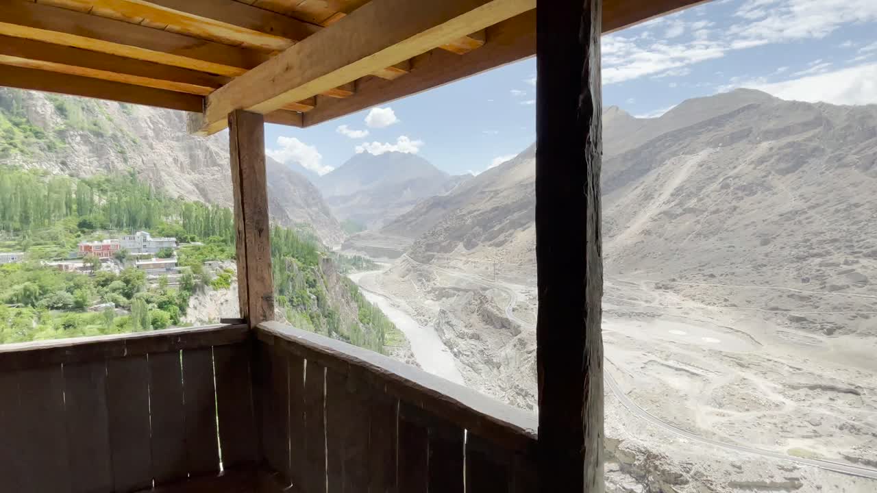 vista desde el fuerte de altit, valle de hunza, pakistán
