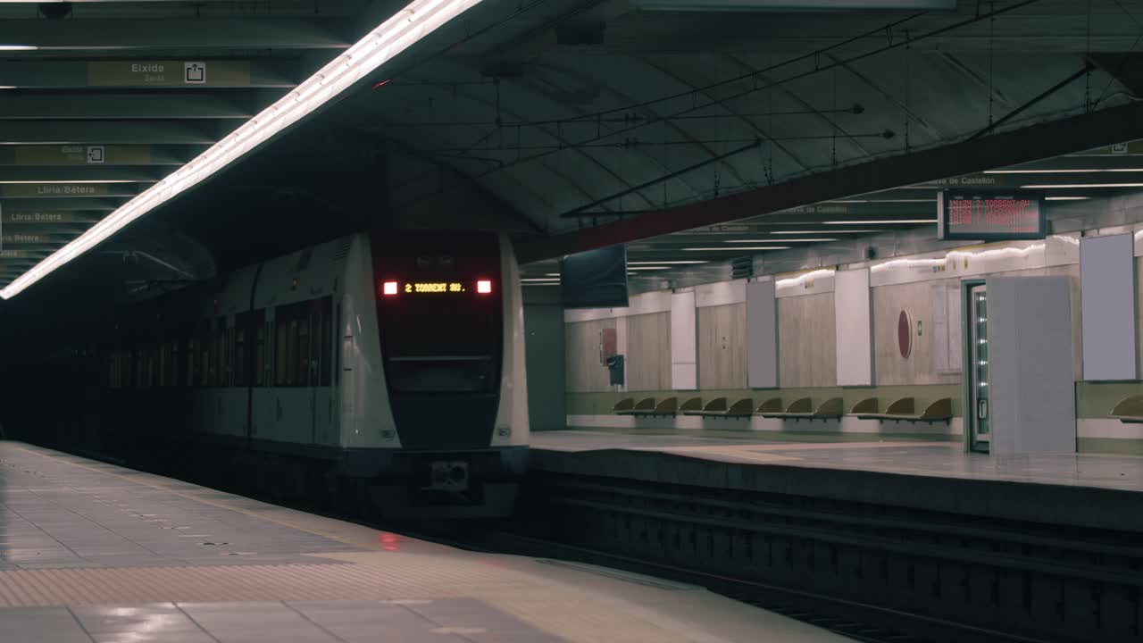 en la estación de metro