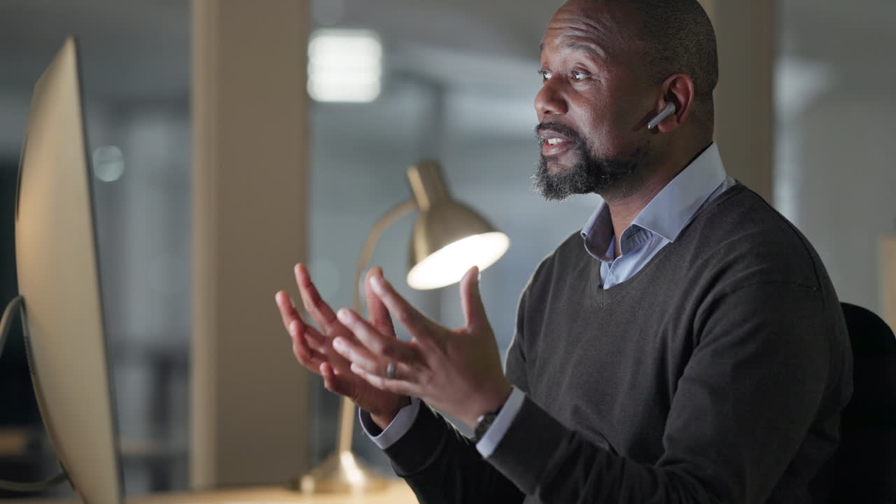 Businessman, virtual meeting