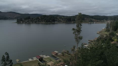 imágenes de drones sobre el lago vichuquen chile