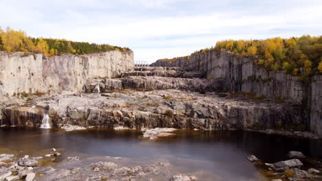 robert bourassa hydroelectric power plant generating facility spillway quebec canada