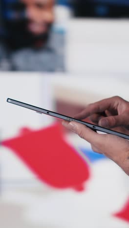 vertical video social media user enjoying digital connection between people