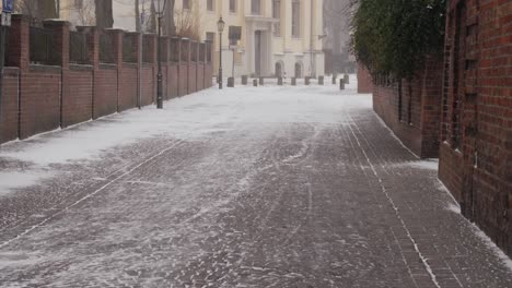 Shot-of-a-blizzard-in-Lüneburg,-northern-germany