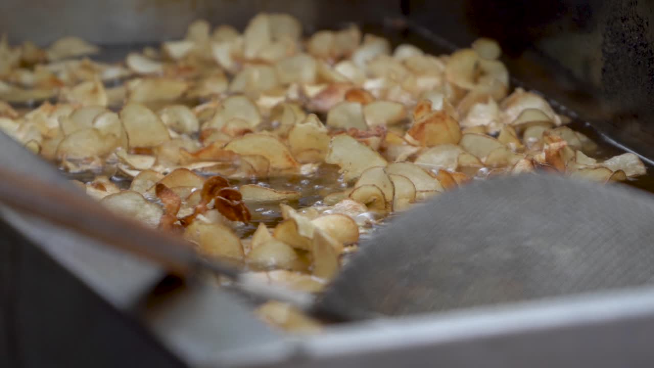 Potato Chips Frying