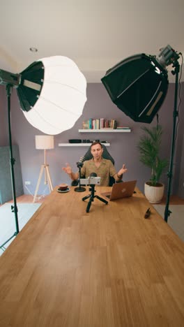 home studio setup for vlogging and streaming