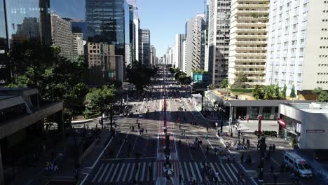 aerial view of av. paulista in são paulo, sp. main avenue of the capital. sunday, without cars, with people walking on the street