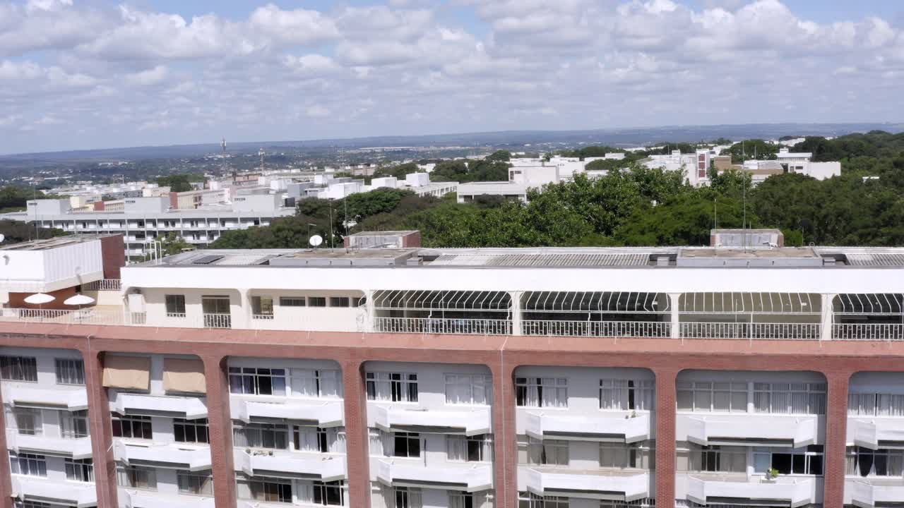 supercuadras de brasilia, bloques residenciales, barrios autónomos