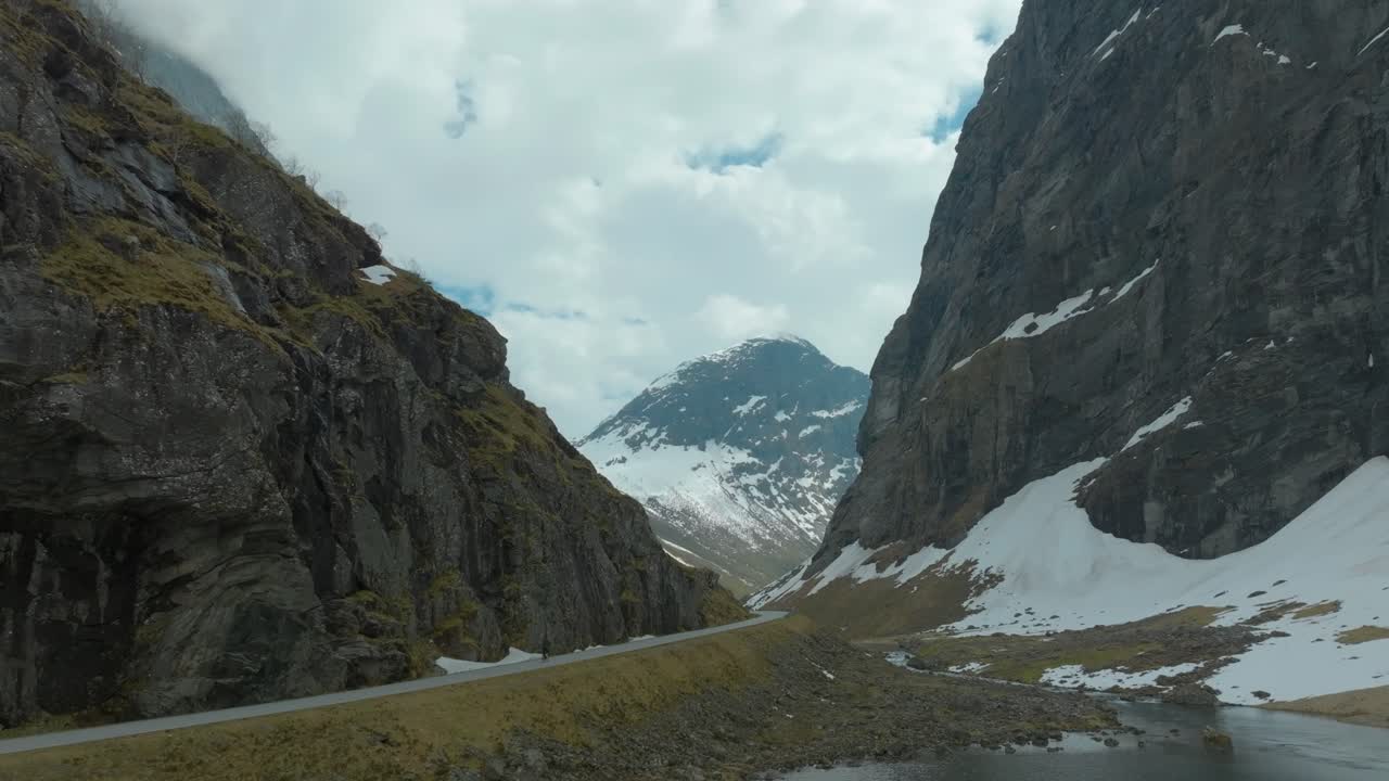 The narrowest valleys in Norway