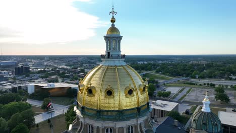 Des-Moines,-Cúpula-Del-Capitolio-De-Iowa