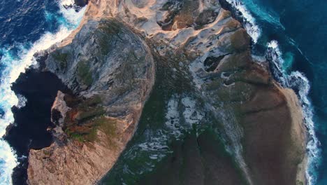 Birdʻs-Eye-view-of-an-secluded-island-in-hawaii