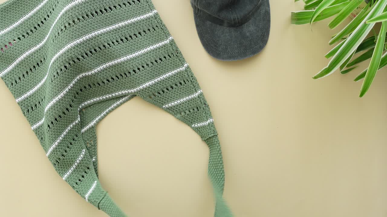 Crochet bag and accessories