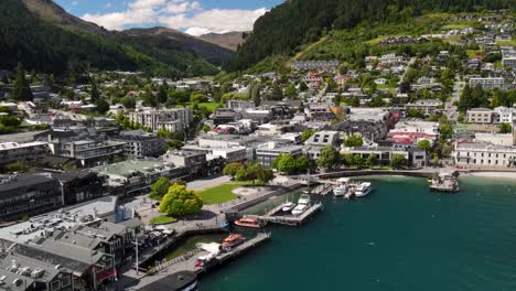 Wunderschöne-Luftaufnahme-Von-Queenstown-In-Neuseeland