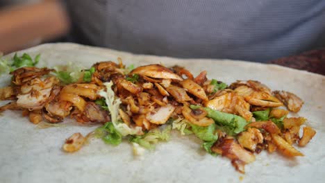 preparing a chicken shawarma