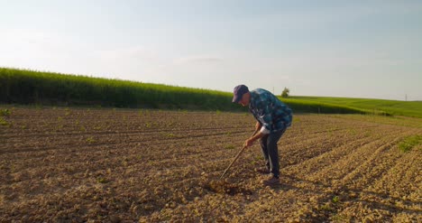 Herramienta-Agrícola-Es-Campo-De-Azada