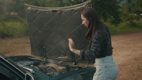 woman having car trouble